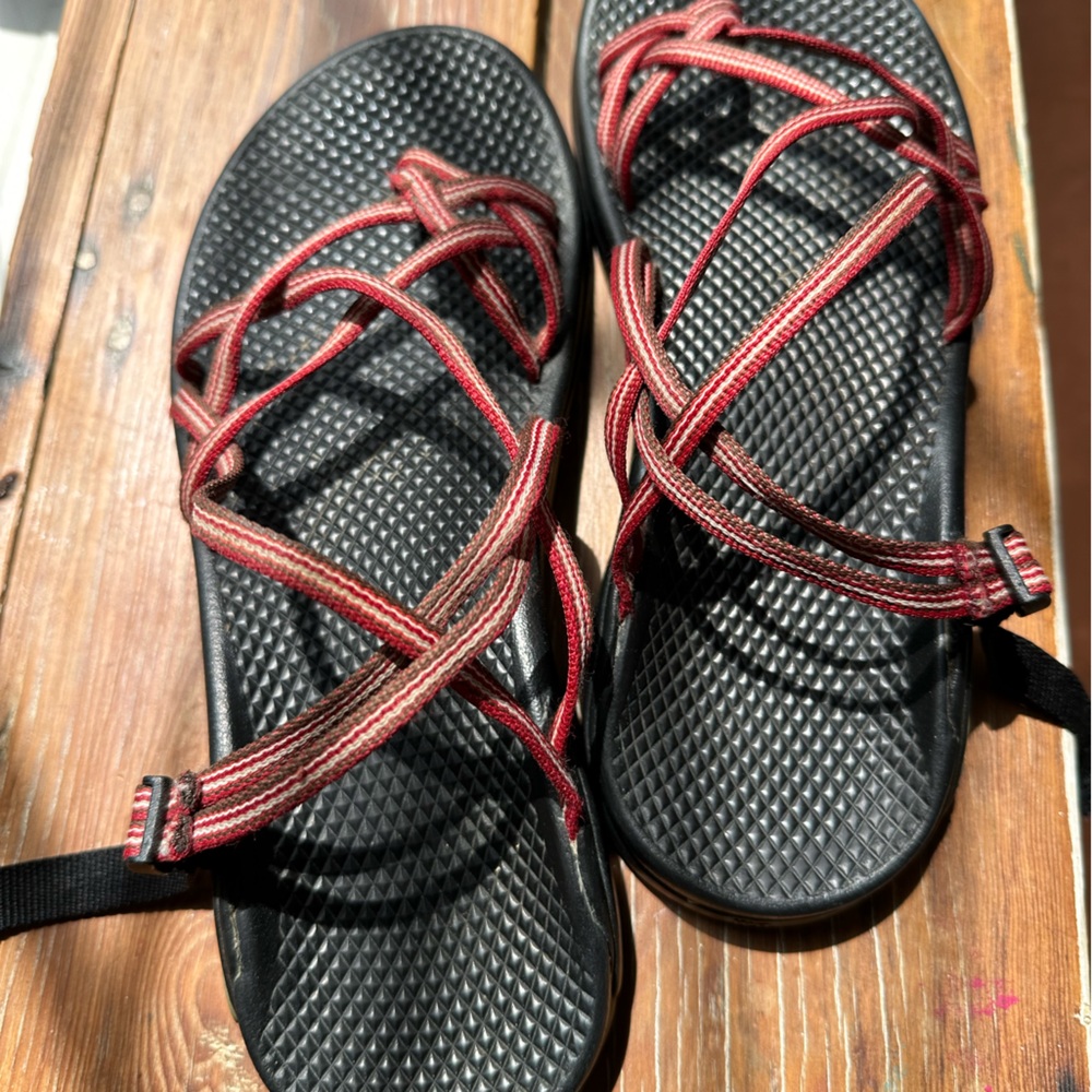 Chaco Multi-strap Slip-on Sandal.  Women’s 9